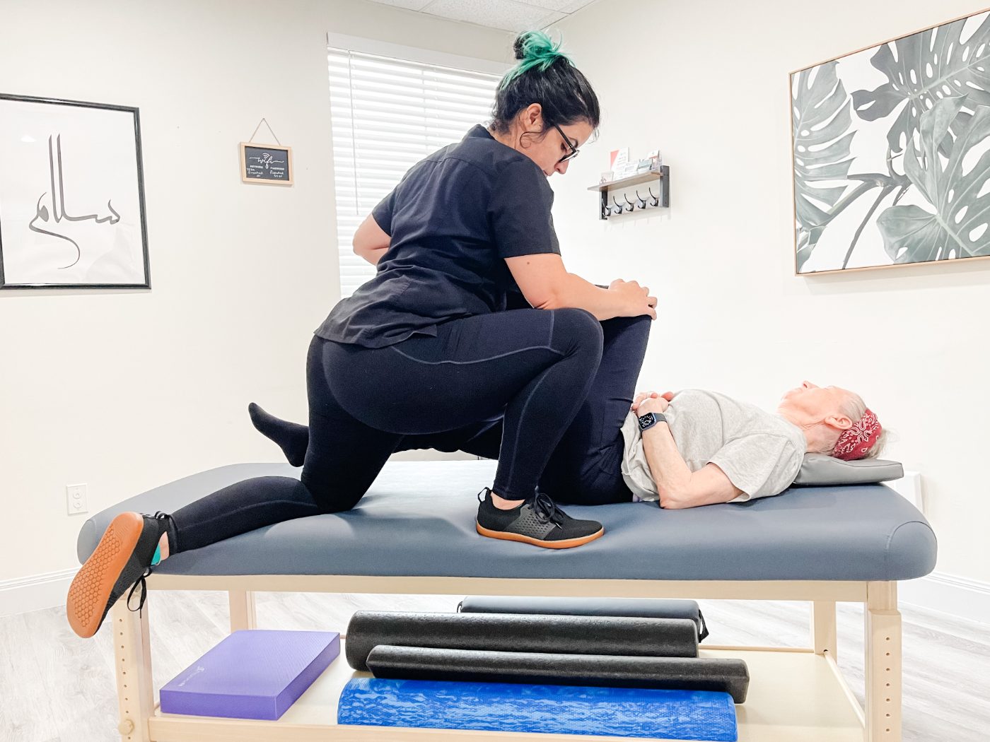 25-minute assisted stretch